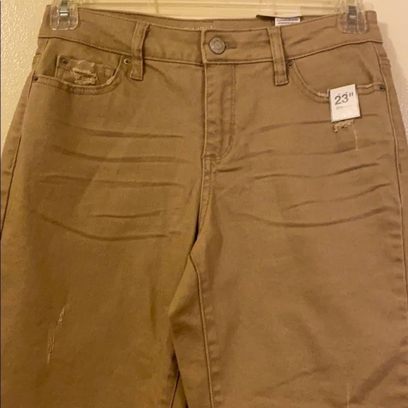 NWT Time and Tru Mid Rise Khaki Tan Brown - Picture 11 of 16